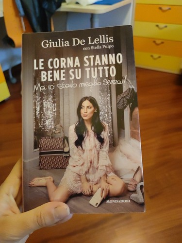 Corna stanno bene tutto - le, su