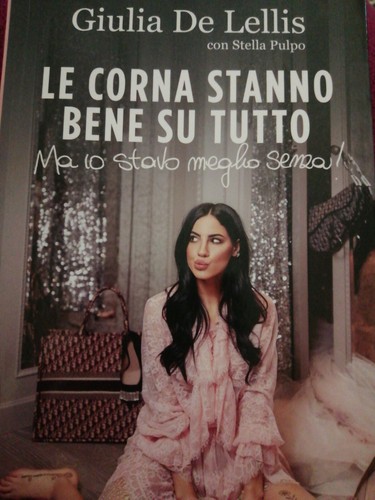 Giulia lellis corna - de,